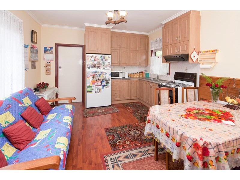 37 Oak Avenue, Doveton VIC 3177