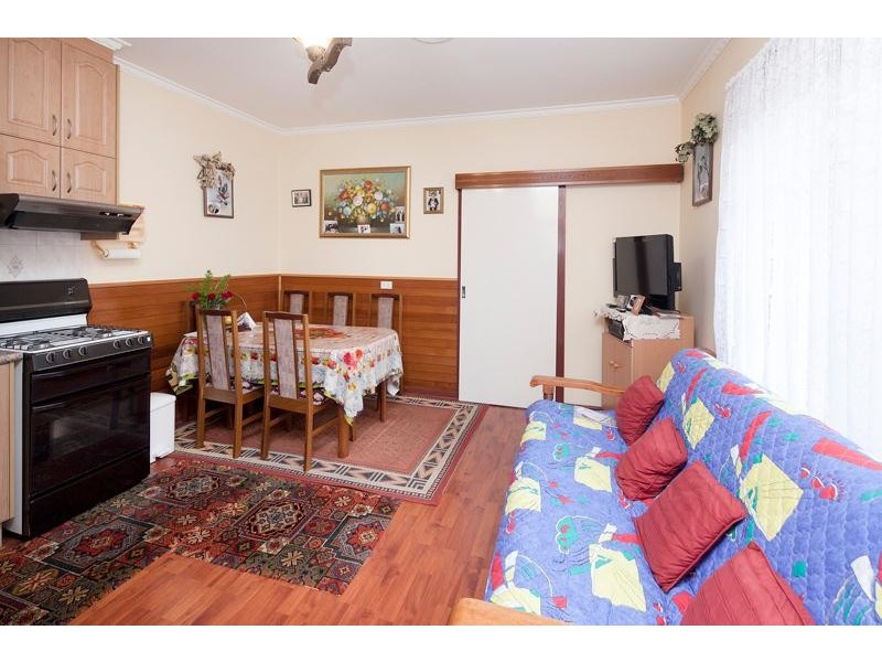 37 Oak Avenue, Doveton VIC 3177