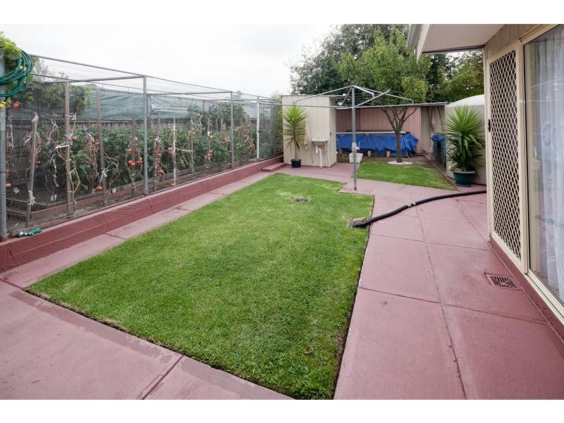 37 Oak Avenue, Doveton VIC 3177