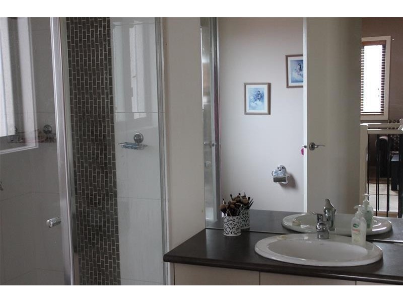 5/42-44 Liege Avenue, Noble Park VIC 3174