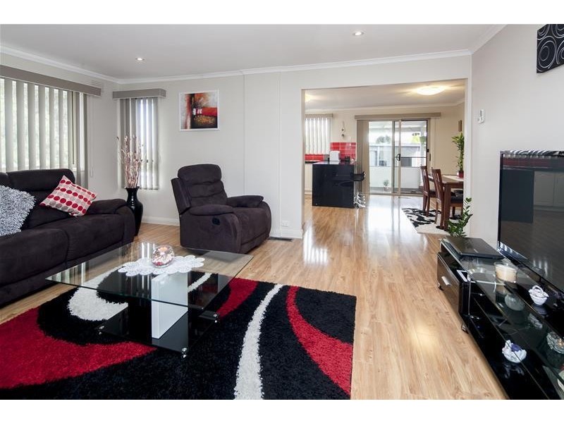 1 Scotsburn Way, Endeavour Hills VIC 3802