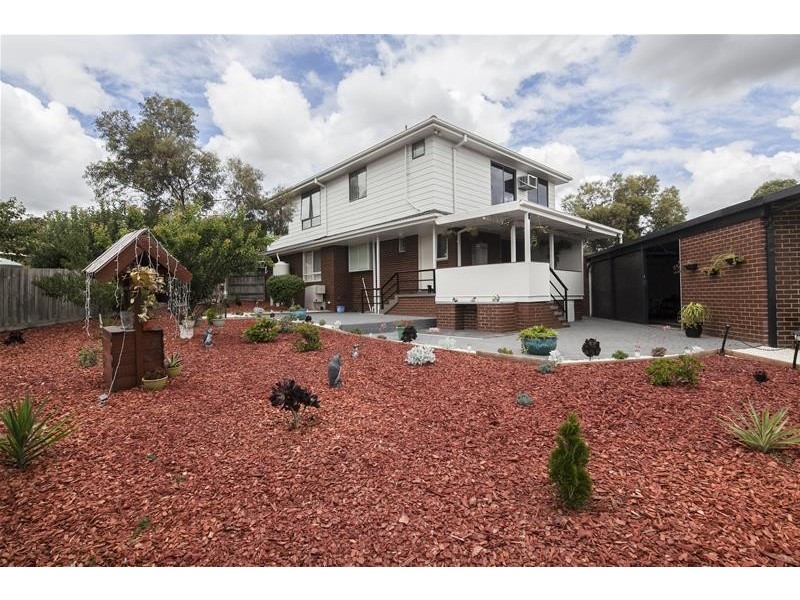 1 Scotsburn Way, Endeavour Hills VIC 3802