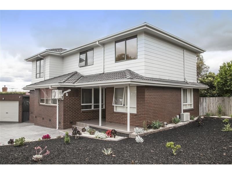 1 Scotsburn Way, Endeavour Hills VIC 3802