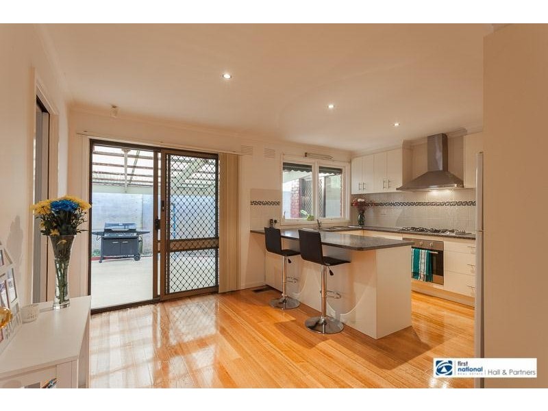 13 Moore Road, Hallam VIC 3803