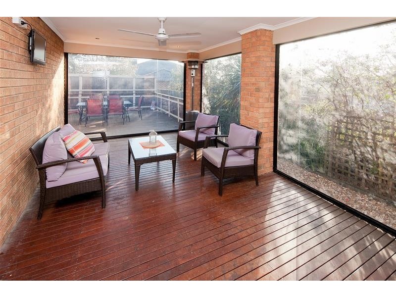 4 Isobel Parade, Beaconsfield VIC 3807