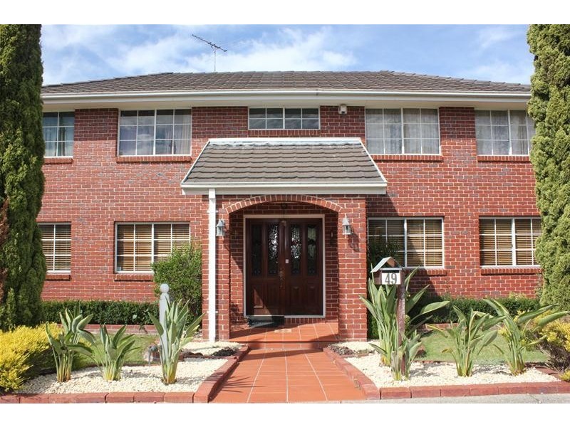 49 George Bass Avenue, Endeavour Hills VIC 3802