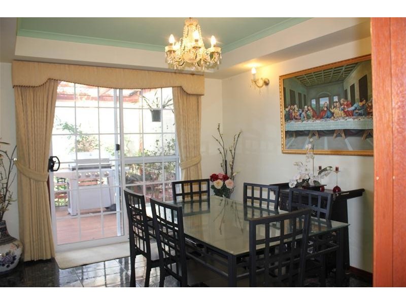 49 George Bass Avenue, Endeavour Hills VIC 3802