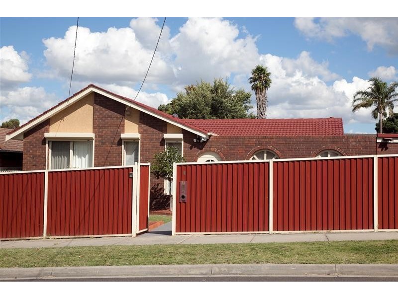 88 Loch Road, Dandenong North VIC 3175