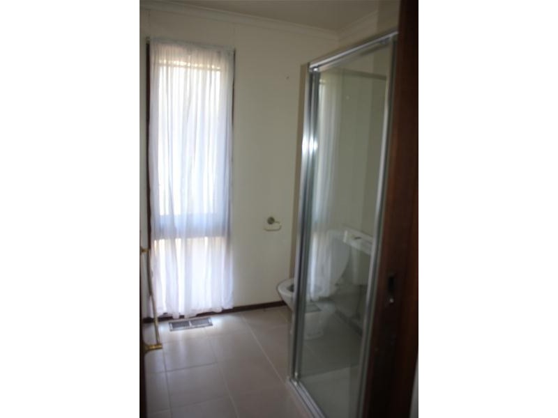 30 James Cook Drive, Endeavour Hills VIC 3802