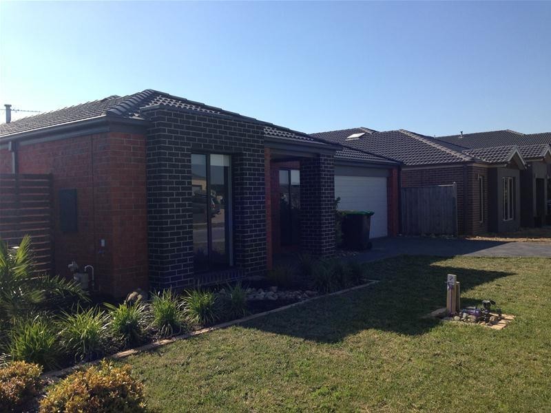 55 Galilee Drive, Sandhurst VIC 3977