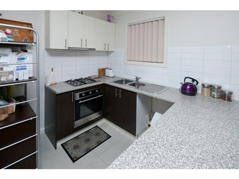 15/4 Young Road, Hallam VIC 3803