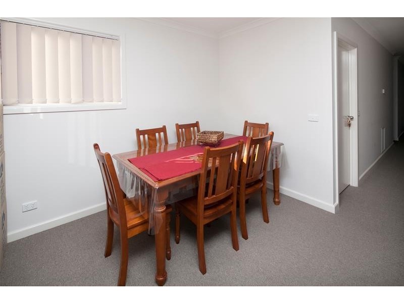 15/4 Young Road, Hallam VIC 3803