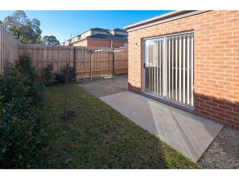 15/4 Young Road, Hallam VIC 3803