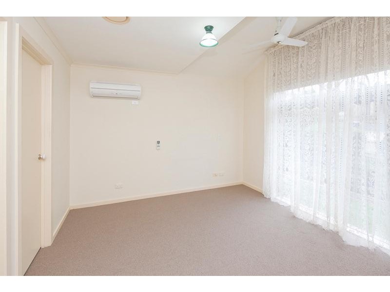 17 Steeple Place, Endeavour Hills VIC 3802