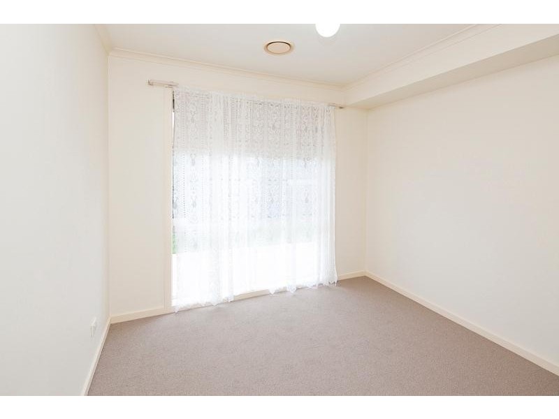 17 Steeple Place, Endeavour Hills VIC 3802