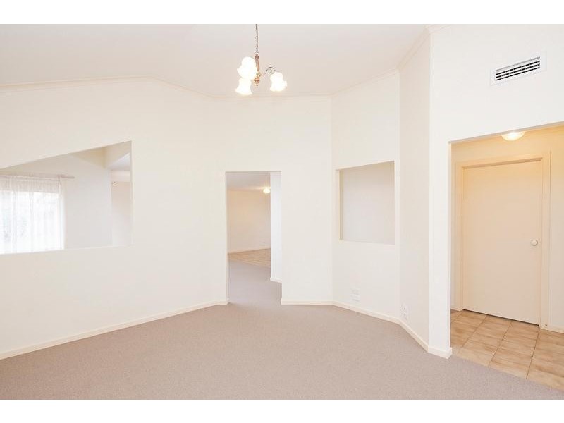 17 Steeple Place, Endeavour Hills VIC 3802