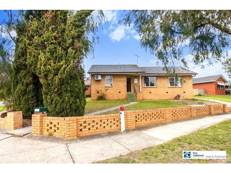 34 Excelsior Drive, Frankston North VIC 3200