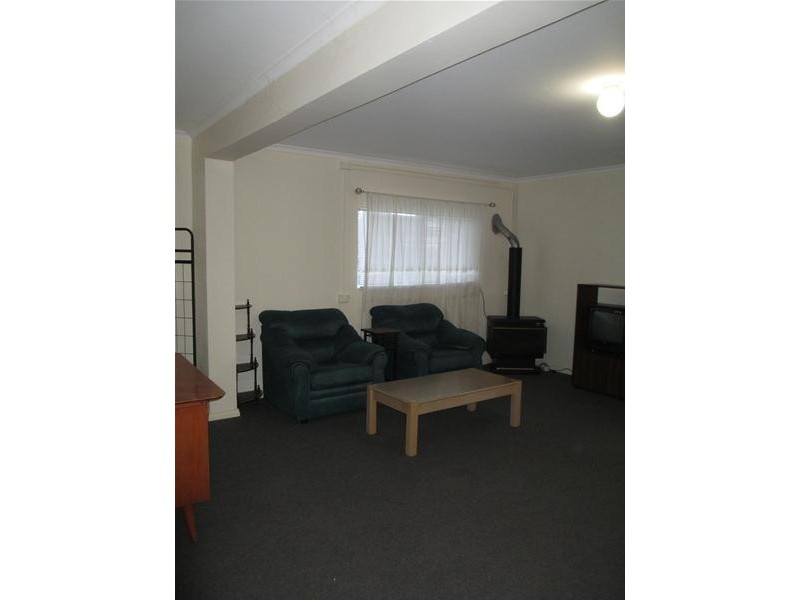 31 Charles Green Avenue, Endeavour Hills VIC 3802