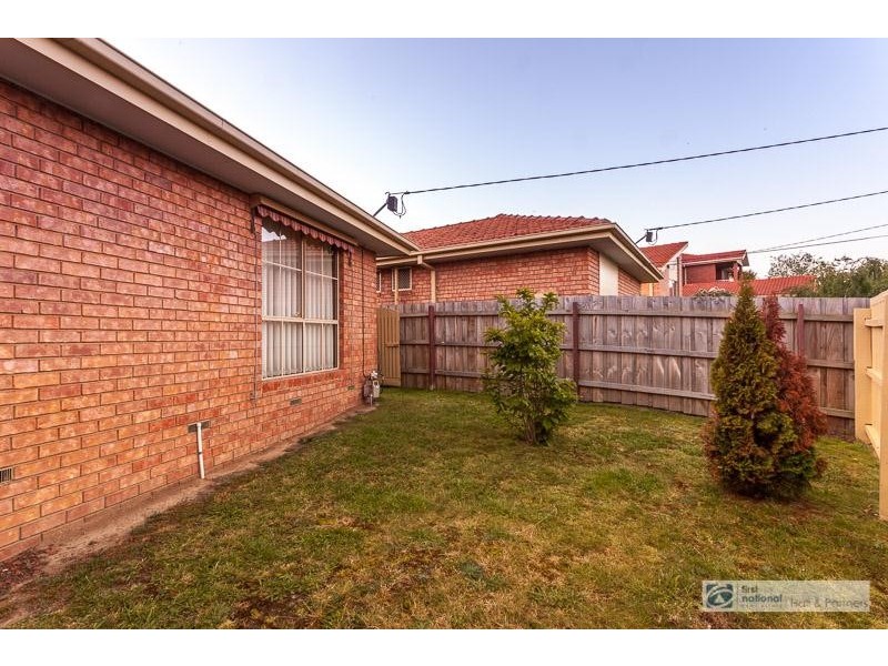 1/25 McKeon Circuit, Dandenong North VIC 3175