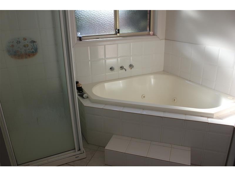 6 Marshall Place, Hallam VIC 3803