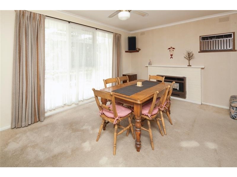 23 Mountain Crescent, Mulgrave VIC 3170