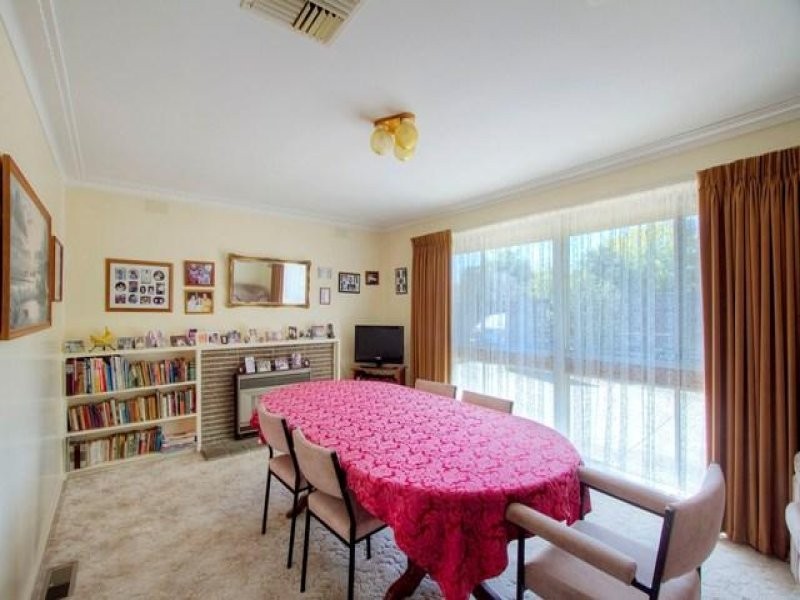 32 Hansworth Street, Mulgrave VIC 3170