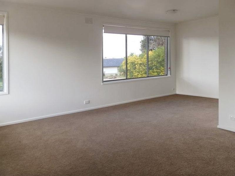 4 Essex Park Drive, Endeavour Hills VIC 3802