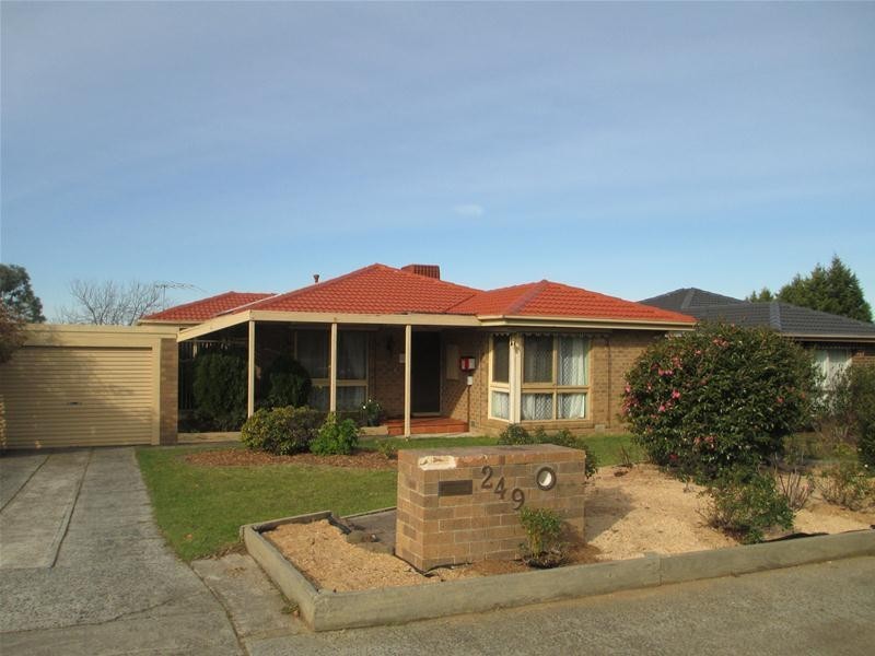 249 Power Road, Endeavour Hills VIC 3802