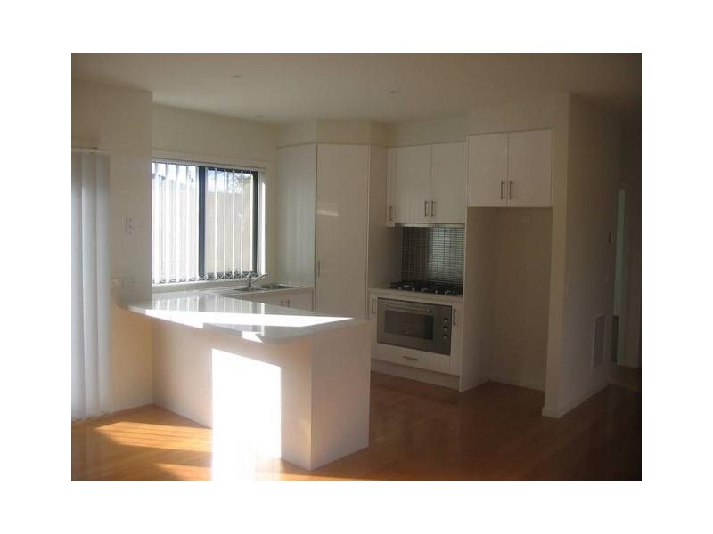 B/17 Montana Avenue, Mulgrave VIC 3170