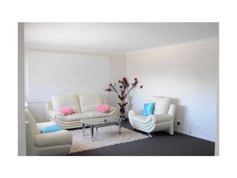 5 Mermaid Grove, Lyndhurst VIC 3975