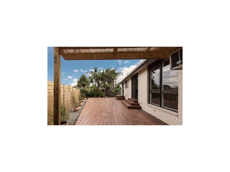 2 Albany Court, Endeavour Hills VIC 3802