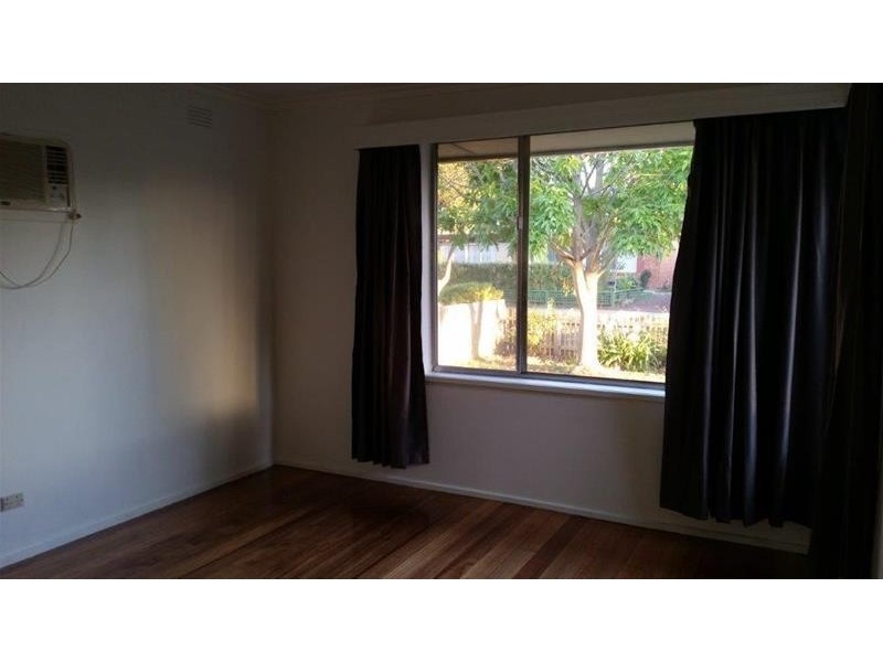 50 Edinborough Street, Hallam VIC 3803