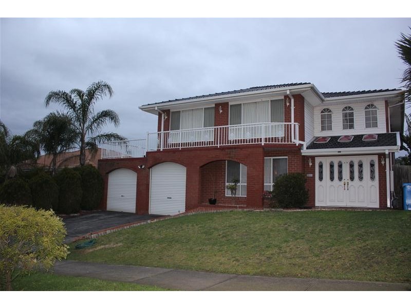 36 David Collins Drive, Endeavour Hills VIC 3802