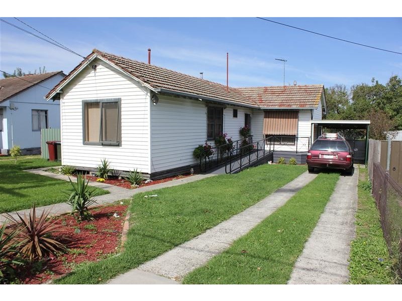 17 Paperbark Street, Doveton VIC 3177