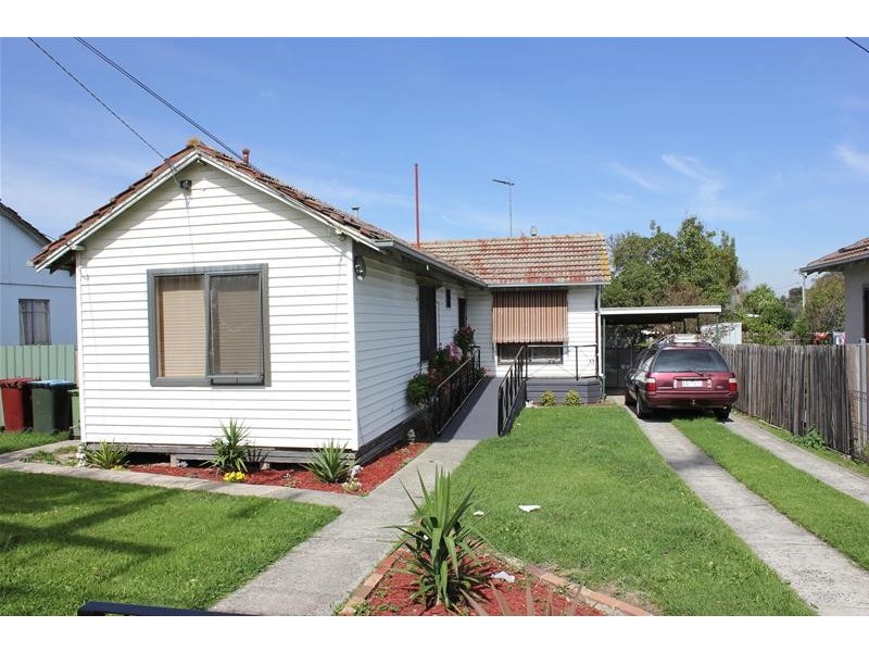 17 Paperbark Street, Doveton VIC 3177