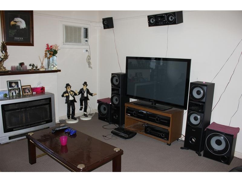 17 Paperbark Street, Doveton VIC 3177