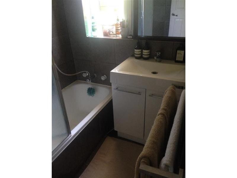 3/33 Primrose Crescent, Brighton East VIC 3187