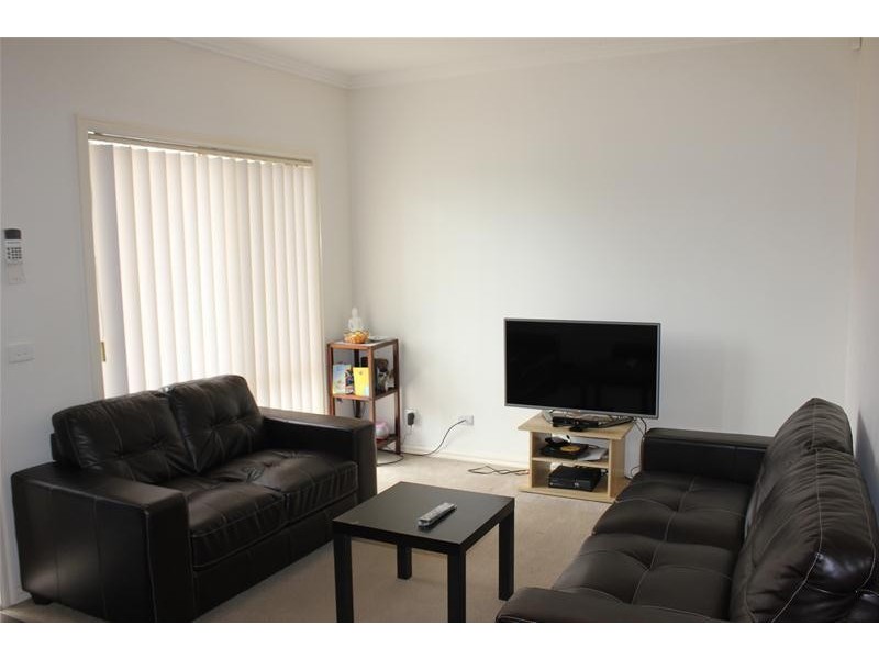 2B Gardiner Avenue, Dandenong North VIC 3175