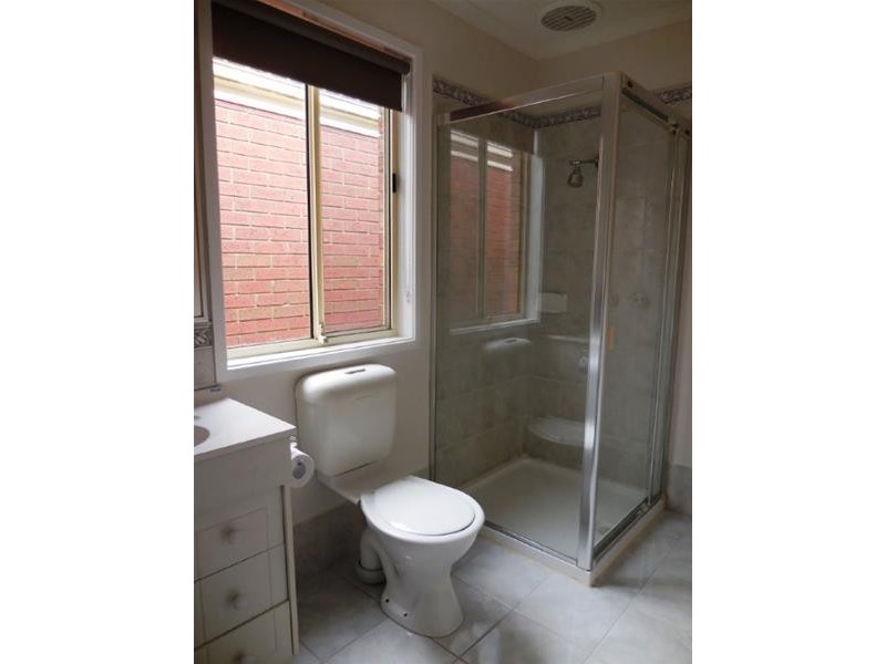 83 Kingston Avenue, Narre Warren South VIC 3805