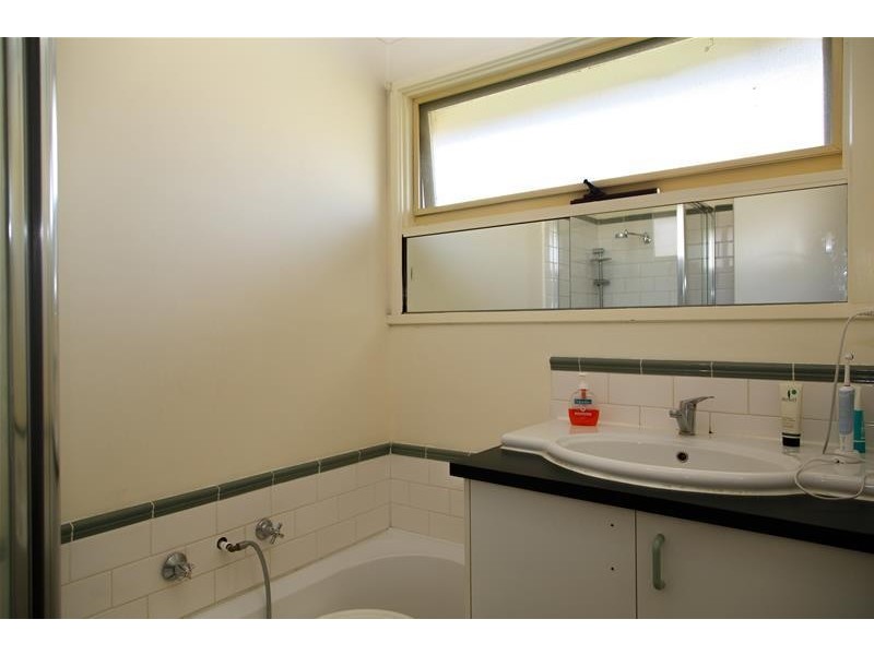 8 Ayton Court, Noble Park North VIC 3174