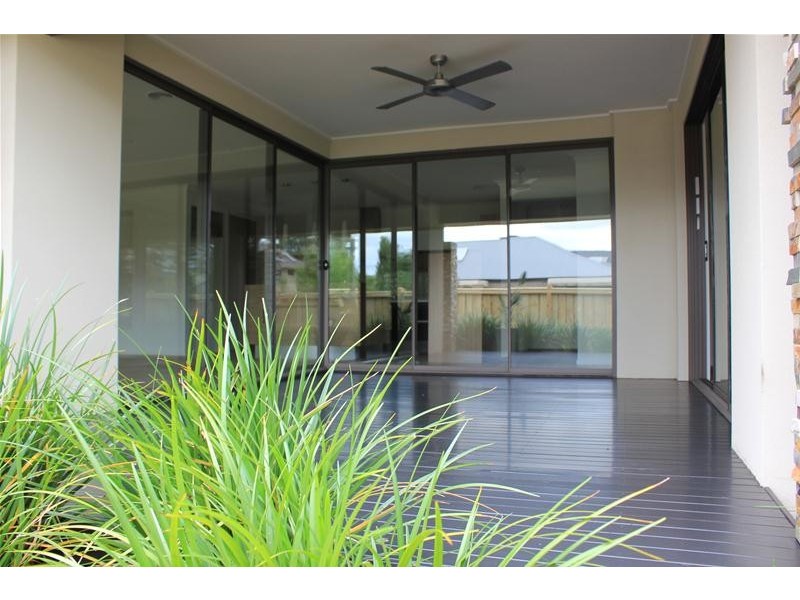 6 Sunline Way, Lyndhurst VIC 3975