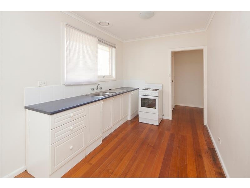 17 Bradshaw Street, Frankston VIC 3199