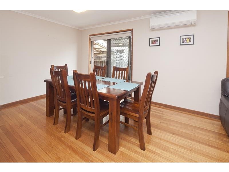 8/160 Gladstone Road, Dandenong North VIC 3175