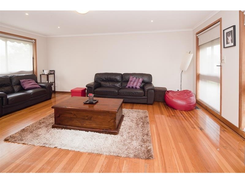 8/160 Gladstone Road, Dandenong North VIC 3175