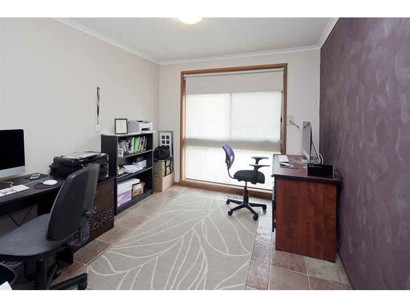 8/160 Gladstone Road, Dandenong North VIC 3175