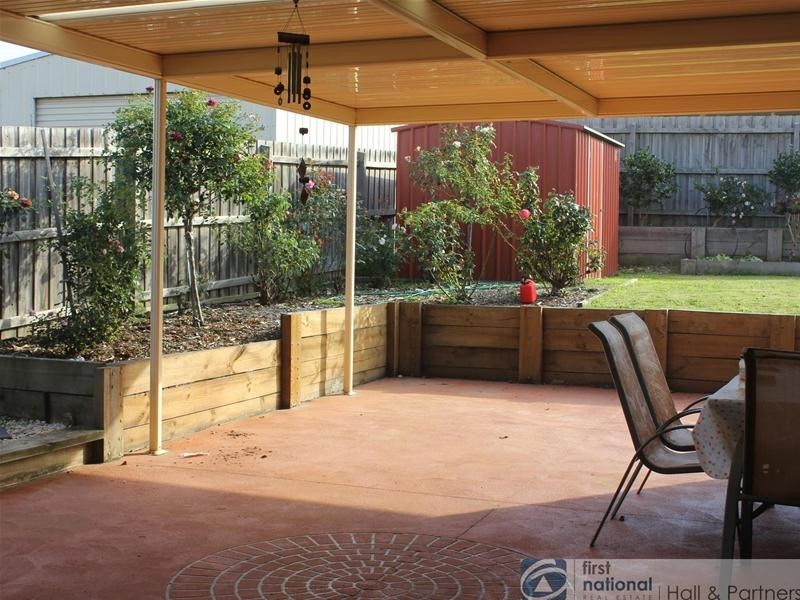 37 Ebony Drive, Pakenham VIC 3810