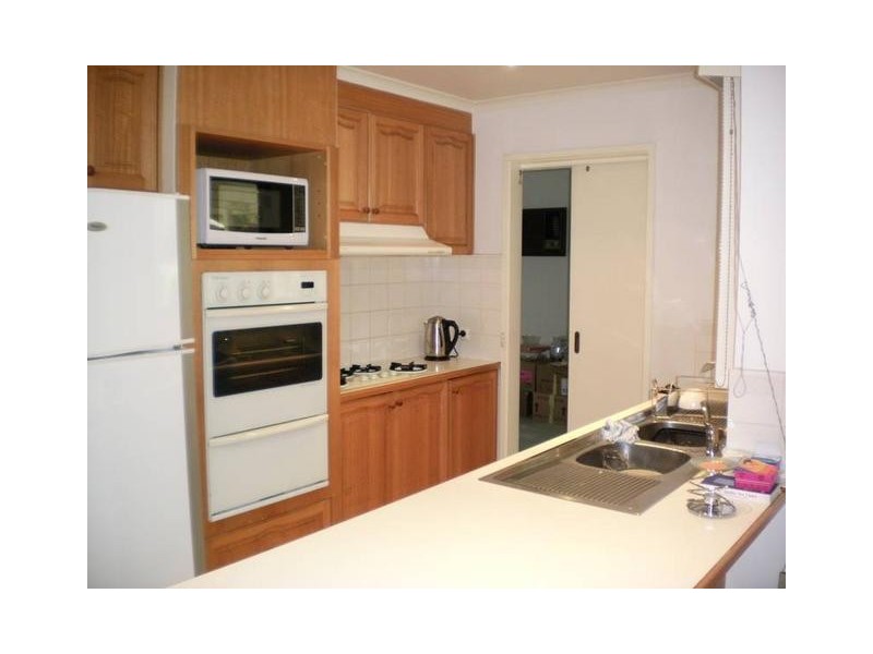 12 Holmbury Boulevard, Mulgrave VIC 3170