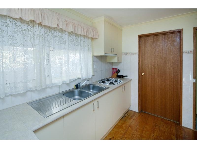 13 Blaxland Drive, Dandenong North VIC 3175