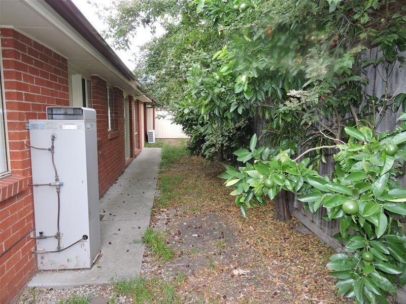 4/9 Wilma Avenue, Dandenong VIC 3175