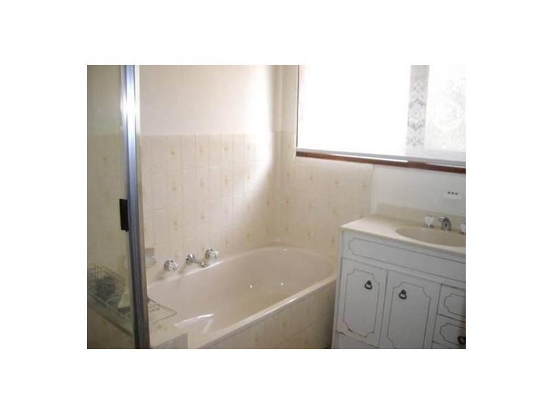 35 Haverbrack Drive, Mulgrave VIC 3170